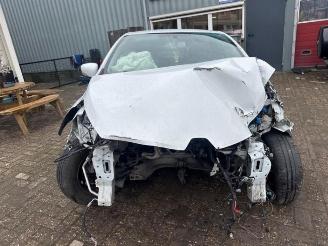 Renault Clio Clio IV (5R), Hatchback 5-drs, 2012 / 2021 0.9 Energy TCE 90 12V picture 2