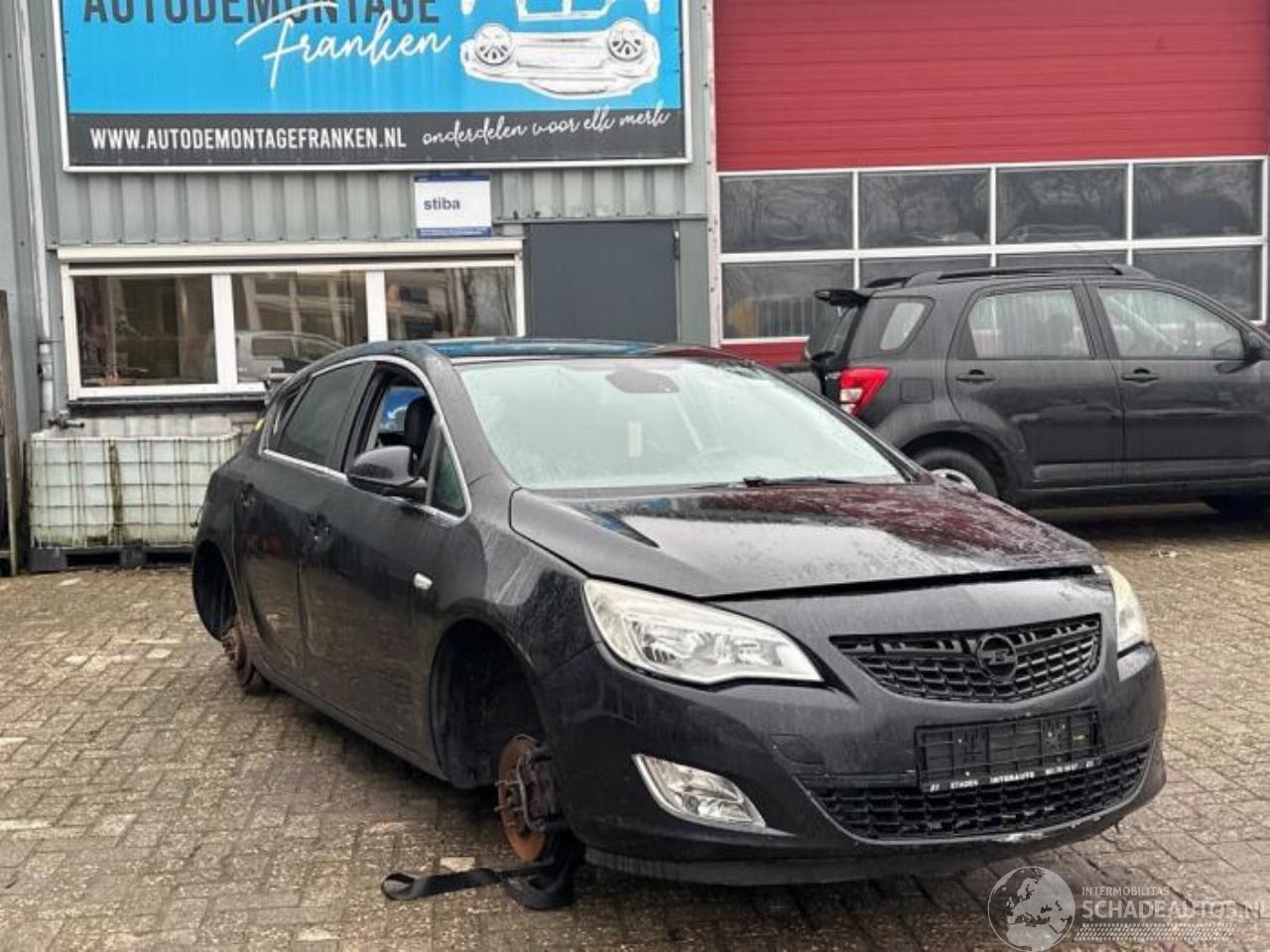 Opel Astra Astra J (PC6/PD6/PE6/PF6), Hatchback 5-drs, 2009 / 2015 1.7 CDTi 16V 110