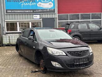  Opel Astra Astra J (PC6/PD6/PE6/PF6), Hatchback 5-drs, 2009 / 2015 1.7 CDTi 16V 110 2010/2