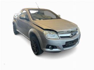 Dezmembrări autoturisme Opel Tigra Tigra Twin Top, Cabrio, 2004 / 2010 1.4 16V 2004/11