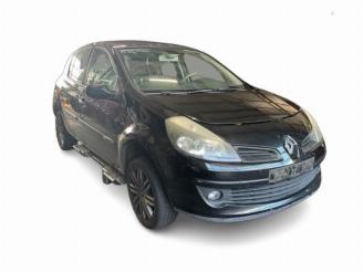 Auto da rottamare Renault Clio Clio III (BR/CR), Hatchback, 2005 / 2014 1.6 16V 2007/11