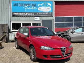 Salvage car Alfa Romeo 147 147 (937), Hatchback, 2000 / 2010 1.6 Twin Spark 16V 2010/6