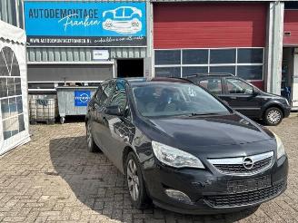 rozbiórka samochody osobowe Opel Astra Astra J Sports Tourer (PD8/PE8/PF8), Combi, 2010 / 2015 1.3 CDTI 16V ecoFlex 2011/11