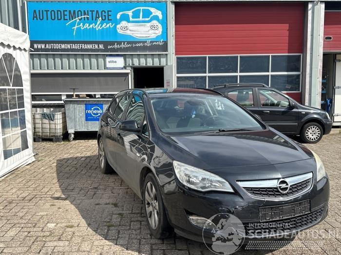 Opel Astra Astra J Sports Tourer (PD8/PE8/PF8), Combi, 2010 / 2015 1.3 CDTI 16V ecoFlex