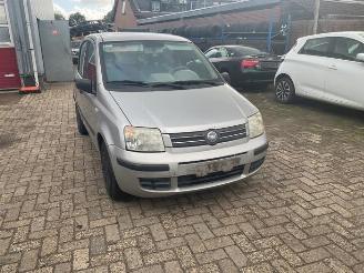 Coche siniestrado Fiat Panda Panda (169), Hatchback, 2003 / 2013 1.2 Fire 2004/11