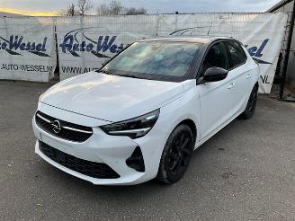 schade Opel Corsa GS Line
