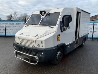 Schadeauto Iveco Daily 3.0 Waardetransport 2018/2