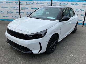 krockskadad bil auto Opel Corsa 1.2 GS 2024/2