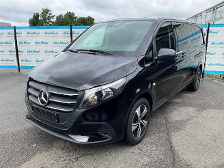 krockskadad bil bedrijf Mercedes Vito 116 CDI KA XXL 2024/12
