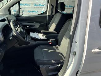 Opel Combo 1.5 Life picture 17