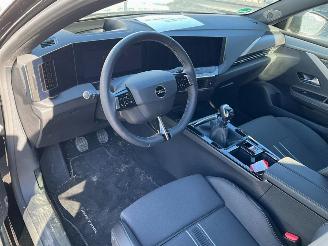 Opel Astra Sports Tourer 1.2 Turbo (96kW) GS picture 5