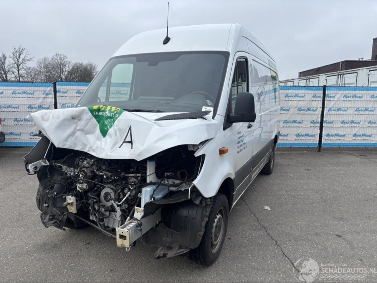 Mercedes Sprinter 317 CDI RWD L2 (907.633)