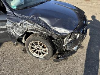 BMW 1-serie 118 i Advantage picture 3