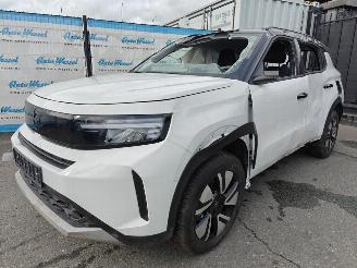 Damaged car Opel Frontera Electric GS 83KW 2025/8