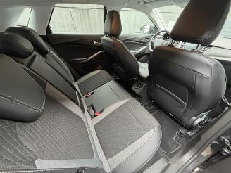 Opel Grandland X Elegance Plug-in-Hybrid 4 picture 17