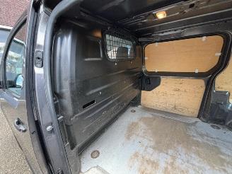 Peugeot Expert 231S 2.0 BlueHDI 120 Premium Pack | Storing AdBlue picture 11