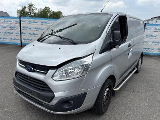 krockskadad bil auto Ford Transit Custom 270 L1 Trend 74 KW 2014/5