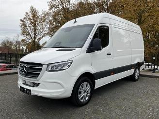 occasion commercial vehicles Mercedes Sprinter 317 L2H2 RWD 3.5T AHK Stoelverw. Voorruitverw. | Leder 2024/12