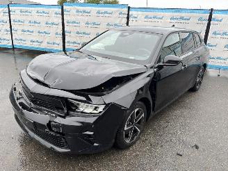 Unfallwagen Opel Astra Sports Tourer GS 1.2 Turbo (96 KW) 360° | Sitzh. 2025/2