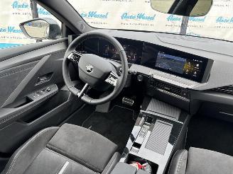 Opel Astra Sports Tourer GSe Plug-in-Hybrid 225 PK picture 11