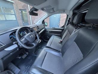 Opel Vivaro-e Edition M 50kWh 3-Sitzer KLIMA AHK SOH 89% picture 14