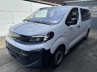 Ocazii auto utilitare Opel Vivaro Basis M (L2) Dubbele Cabine Comfort 2.0 BlueHDi 2024/6