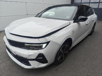 krockskadad bil auto Opel Astra Sports Tourer GS 1.2 (96kW) 2025/2