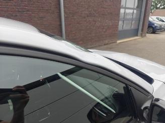 Opel Corsa GS 1.2 Hybrid 48V 81 KW eDCT6 picture 10
