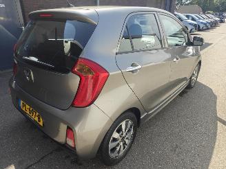Kia Picanto 1.2 CVVT DynamicLine | AUTOMAAT | Climate | Cruise control picture 3