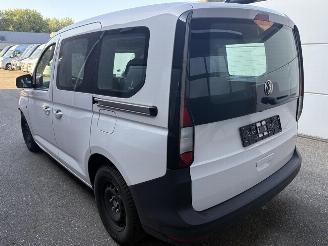 Volkswagen Caddy Life 75 KW 5 Sitzer picture 2