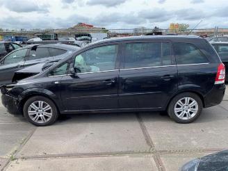 Opel Zafira Zafira (M75), MPV, 2005 / 2015 2.2 16V Direct Ecotec picture 2