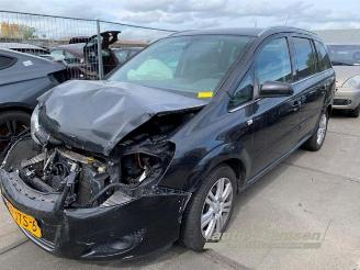 demontáž osobní automobily Opel Zafira Zafira (M75), MPV, 2005 / 2015 2.2 16V Direct Ecotec 2009/8