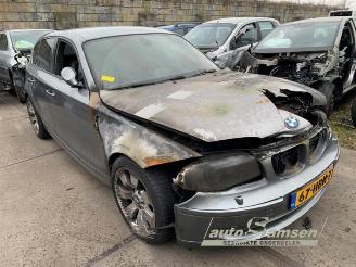 Coche siniestrado BMW 1-serie 1 serie (E87/87N), Hatchback 5-drs, 2003 / 2012 118i 16V 2008/10