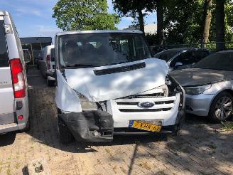Auto incidentate Ford Transit  2013/4