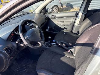 Peugeot 206+  picture 7