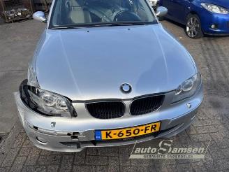 Coche siniestrado BMW 1-serie 1 serie (E87/87N), Hatchback 5-drs, 2003 / 2012 120d 16V 2005/10