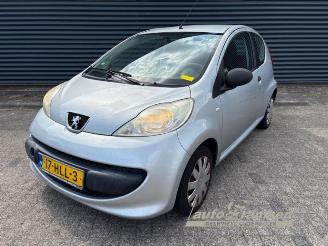  Peugeot 107 107, Hatchback, 2005 / 2014 1.0 12V 2009/1