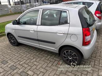 Kia Picanto Picanto (BA), Hatchback, 2004 / 2011 1.1 12V picture 5