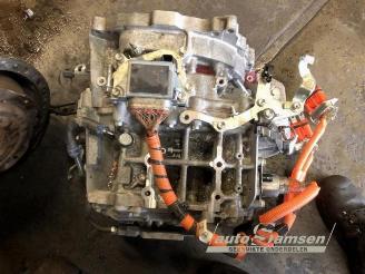 Toyota Yaris Yaris III (P13), Hatchback, 2010 / 2020 1.5 16V Hybrid picture 30