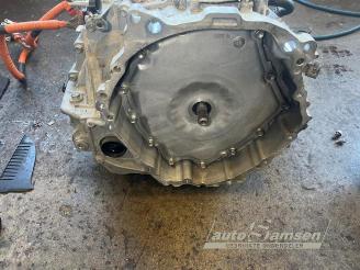 Toyota Yaris Yaris III (P13), Hatchback, 2010 / 2020 1.5 16V Hybrid picture 16