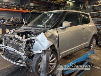 Auto da rottamare Suzuki Swift Swift (ZA/ZC/ZD1/2/3/9), Hatchback, 2005 / 2011 1.6 Sport VVT 16V 2009/6