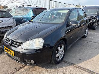 Schadeauto Volkswagen Golf  2006/11