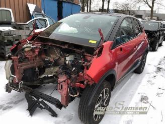 Salvage car Renault Captur Captur I (2R), SUV, 2013 0.9 Energy TCE 12V 2016/2