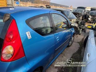 Peugeot 107 107, Hatchback, 2005 / 2014 1.0 12V picture 3