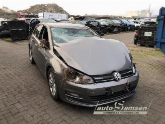 Salvage car Volkswagen Golf Golf VII (AUA), Hatchback, 2012 / 2021 1.0 TSI 12V BlueMotion 2015/10
