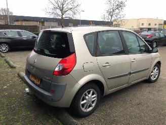 Renault Scenic  picture 4