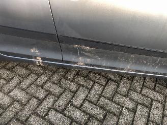 Suzuki Swift  picture 4