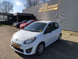 Schadeauto Renault Twingo  2010/9