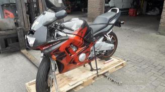 Vrakbiler auto Honda e-  1998/9