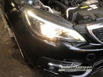 Peugeot 308 308 SW (L4/L9/LC/LJ/LR), Combi 5-drs, 2014 / 2021 1.2 12V e-THP PureTech 110 picture 11
